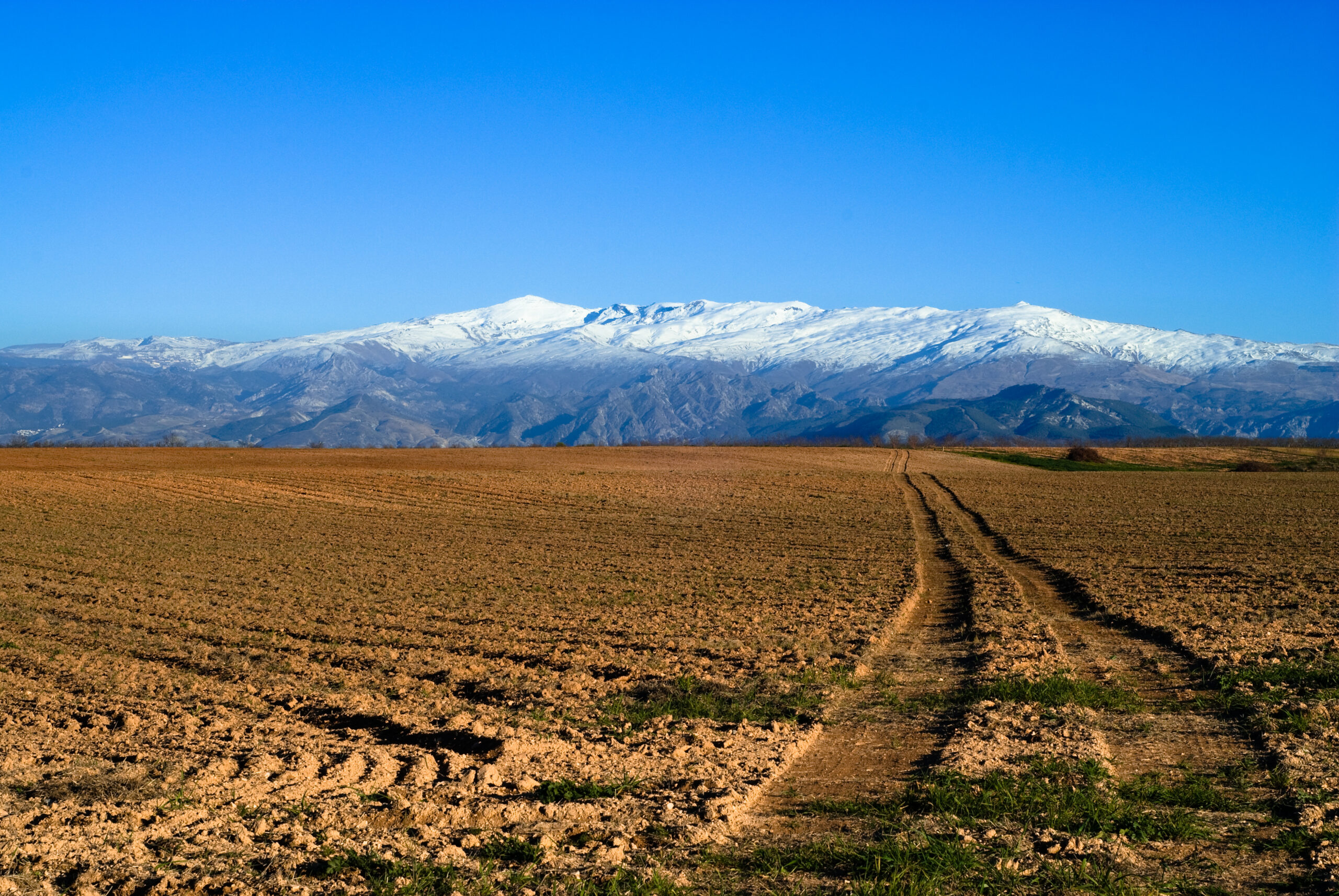 hiking trails spain